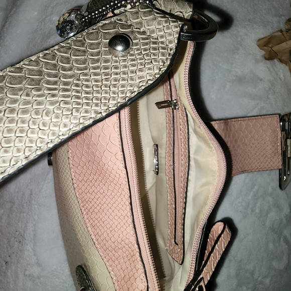 GUESS purse baguette handbag vintage - Picture 4 of 7